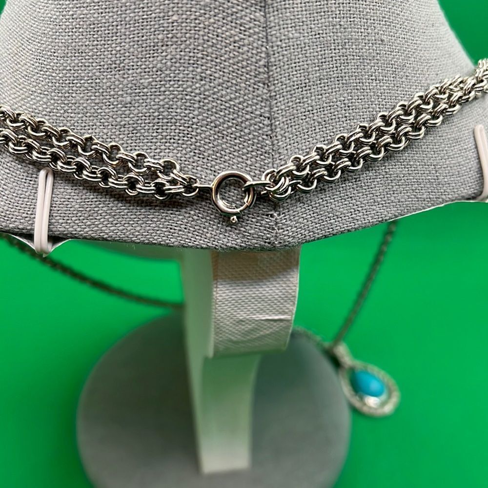Vintage Avon Faux turquoise and silver tone double chain necklace - Picture 3 of 5